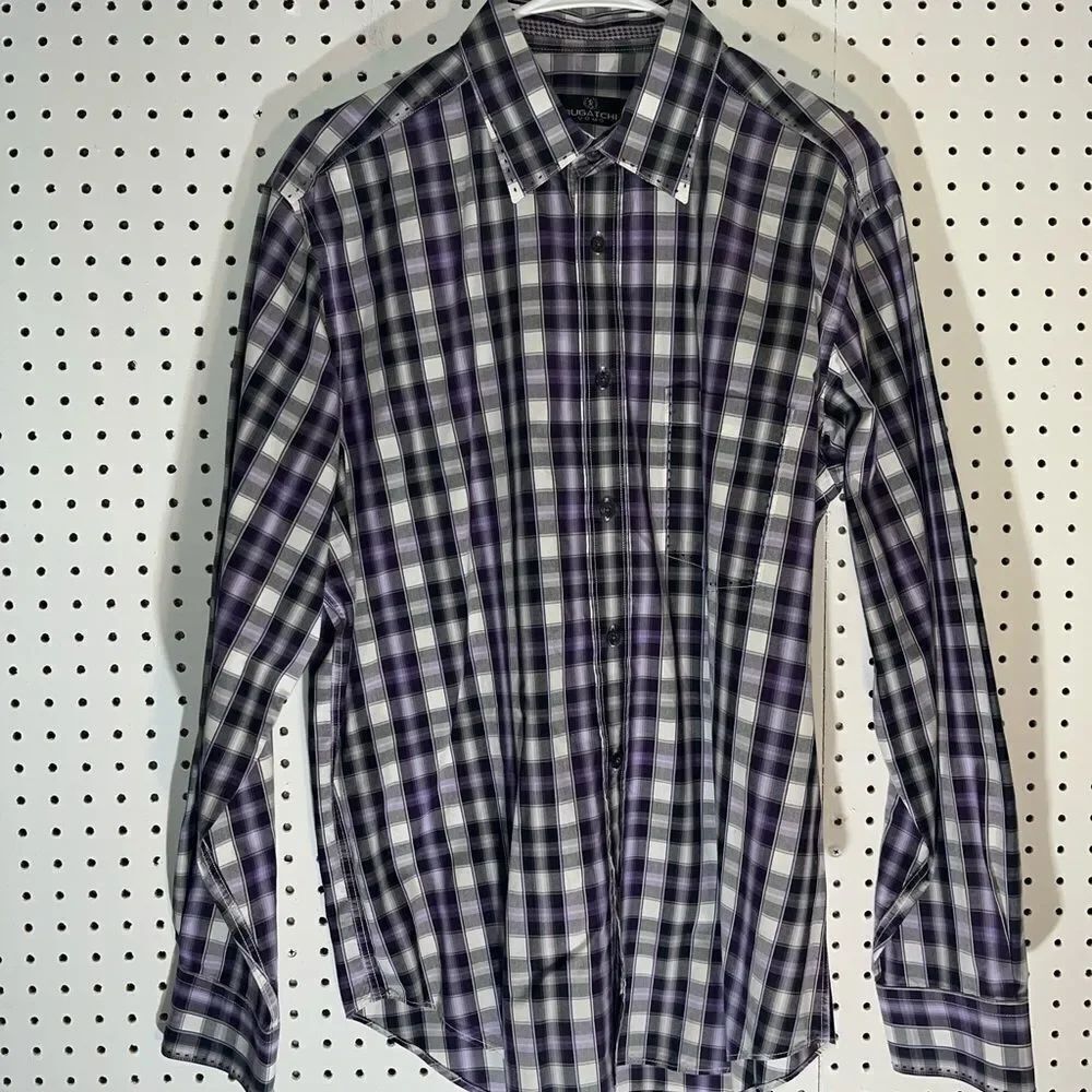 Bugatchi Uomo button down shirt